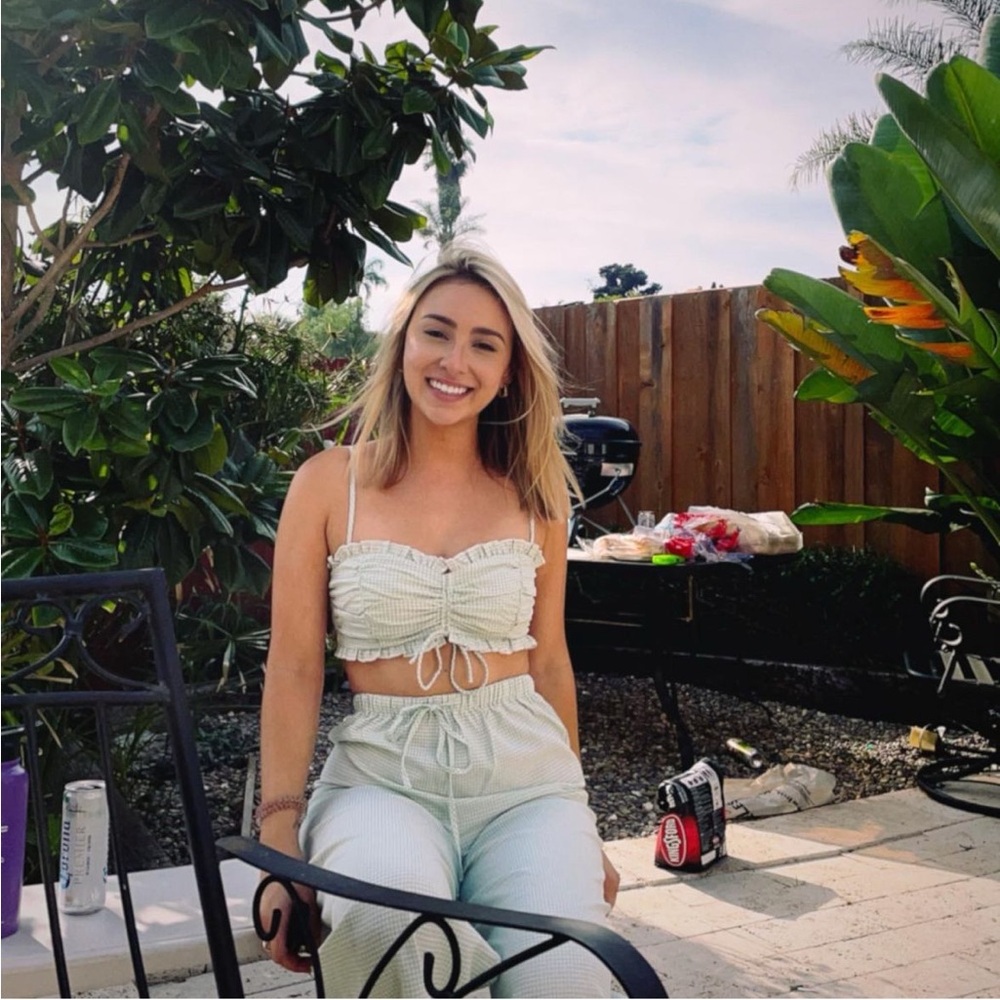 Green and white gingham crop top set!